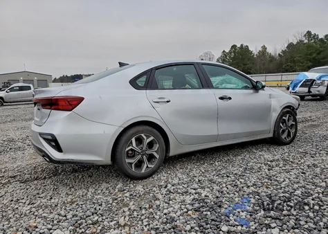 2021 Kia Forte Fe из США, поврежденный, VIN 3KPF24AD4ME335160